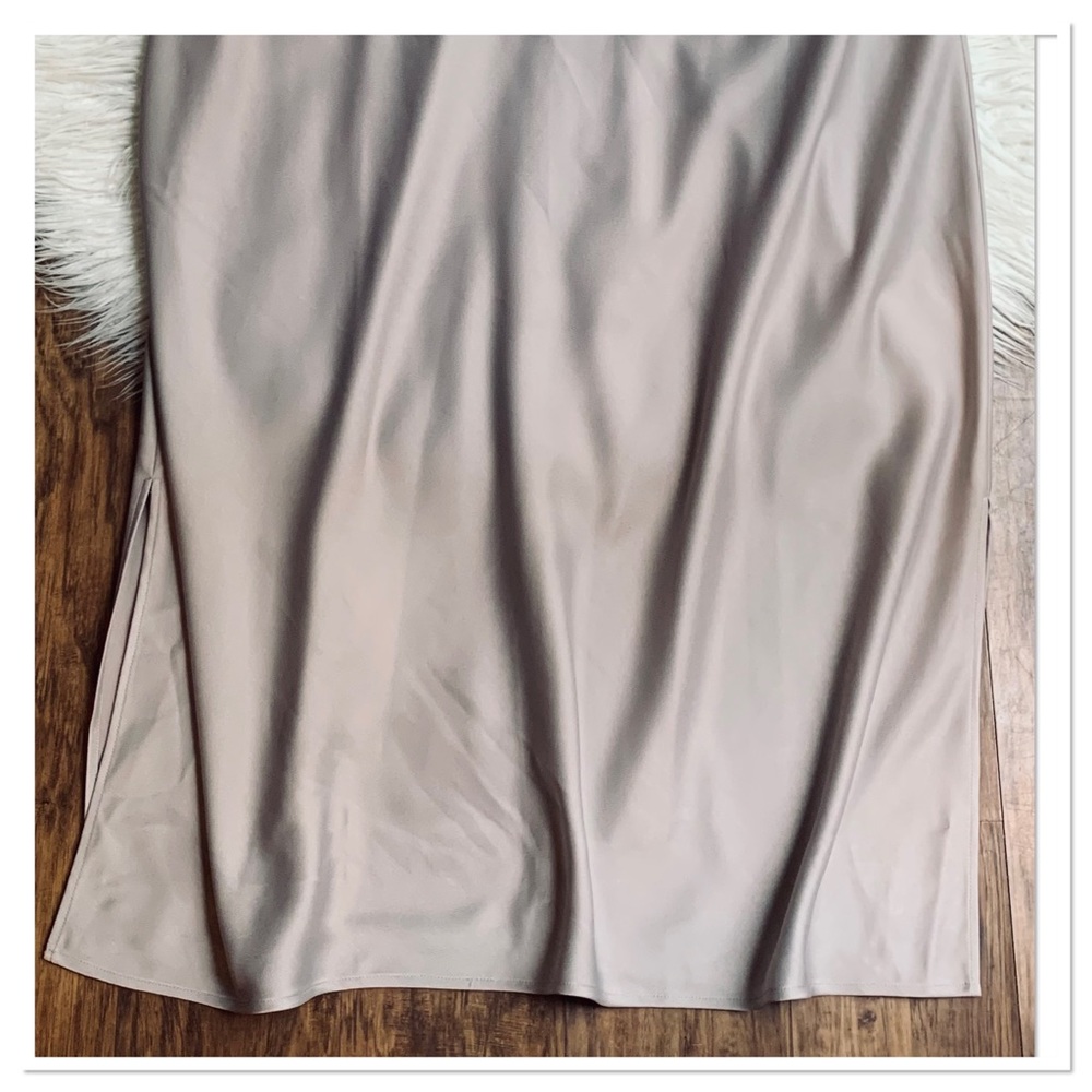 NWT Anthropologie Sachin & Babi Cali Satin Midi Dress Charmeuse Size 26 - Picture 4 of 11